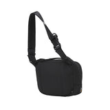 【日本正規品】 インケース ボディバッグ メンズ レディース スリングバッグ Incase ボディーバッグ ワンショルダー 斜めがけ 横型 タブレット ファスナー B5 7L 11inch Tracks Sling 137252053001