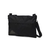 【日本正規品】 ケルティ サコッシュ メンズ レディース スマホ ナイロン KELTY ブランド 横型 おしゃれ コンパクト ワンポイント シンプル 軽量 ポーチ 小物入れ 斜めがけ 2WAY A5 URBAN FLAT POUCH SM 32592419