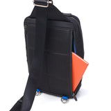 ランバン オン ブルー ボディバッグ メンズ LANVIN en Bleu バッグ ブランド 本革 レザー おしゃれ 斜めがけ ショルダーバッグ 縦型 大人 上品 カジュアル シンプル A5 レイト ワンショルダー 511901