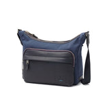 ランバン オン ブルー ショルダーバッグ メンズ ナイロン 斜めがけバッグ LANVIN en Bleu バッグ 斜めがけ 大人 軽量 かっこいい ブランド 革 本革 斜め掛けバッグ ショルダー B5 シンプル おしゃれ ピケ 526112