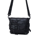 【正規品1年保証】 マキャベリック ショルダーバッグ メンズ レディース 軽量 斜めがけバッグ 小さめ MAKAVELIC ブランド かっこいい シンプル 斜めがけ 撥水 防水 黒 A5 SQUAD SUPPLY SHOULDER BAG 3125-10511