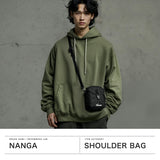 ナンガ ショルダーバッグ メンズ レディース NANGA 斜めがけ ショルダーポーチ 軽量 軽い アウトドア 小さめ かっこいい ブランド ミニショルダー コンパクト フェス 1L ECOPAK UR SHOULDER POUCH N2502-3N302Z