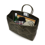 OJO DE MEX トートバッグ レディース  オホ デ メックス トート バッグ かごバッグ カゴバッグ 籠バッグ 軽量 軽い ブランド 大きめ B4 B4サイズ 春 夏 キューブ キューブ型 手編み チャーム付き Plastico Cago Tote Grande