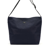 표준 공급 표준 공급 단순성과 어깨 m