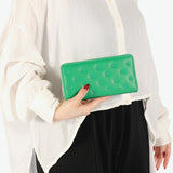 ツモリチサト 長財布 レディース 財布 ラウンドファスナー tsumori chisato CARRY ブランド 女性 おしゃれ かわいい ロングウォレット 大容量 小銭入れ カード 猫 ハート 刺繍 ラム革 本革 日本製 ぷちネコ 57887