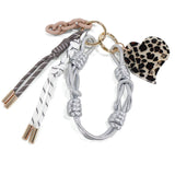 【正規品】 ヴィオラドーロ キーホルダー チャーム アクセサリー かわいい 鍵 VIOLAd'ORO レディース キーチャーム 大人 ブランド おしゃれ バッグチャーム アクリル ハート レオパード カラビナ パラコード BIANCA V-5078