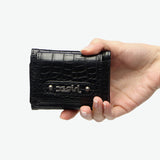 エックスガール 財布 レディース コンパクト ミニ ブランド X-girl 三つ折り 三つ折り財布 かわいい 女子高生 おしゃれ 小さめ ミニ財布 コンパクト財布 クロコ 合皮 MILLS LOGO FAUX CROCO MINI WALLET 105254054018