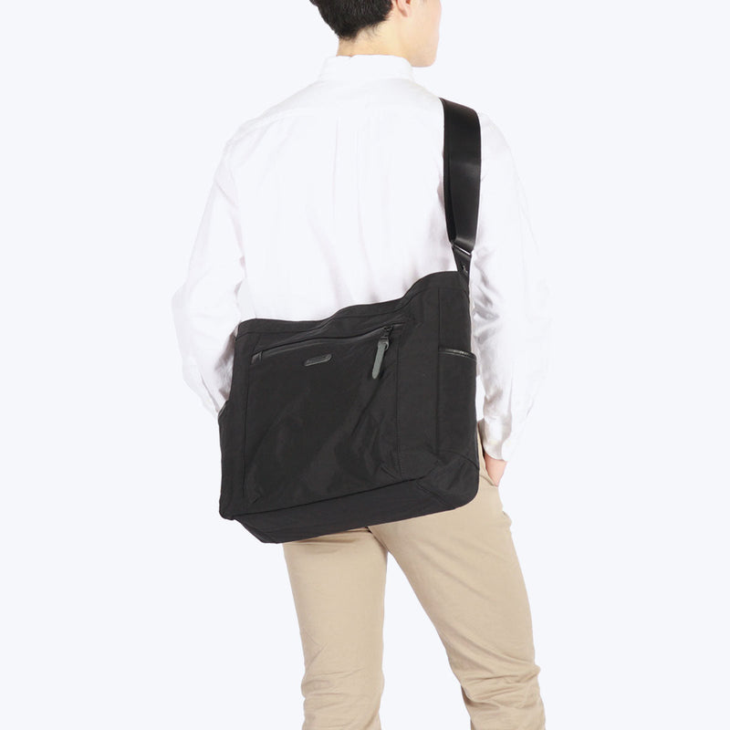 [Regular dealer] Masterpiece Shoulder Bag Men Ladies Diagonal Bag Brand Large Large-capacity Lightweight Master-Piece Adult Nylon B4 A4 Simple casual commuting Travel in Japan ROOT 289032