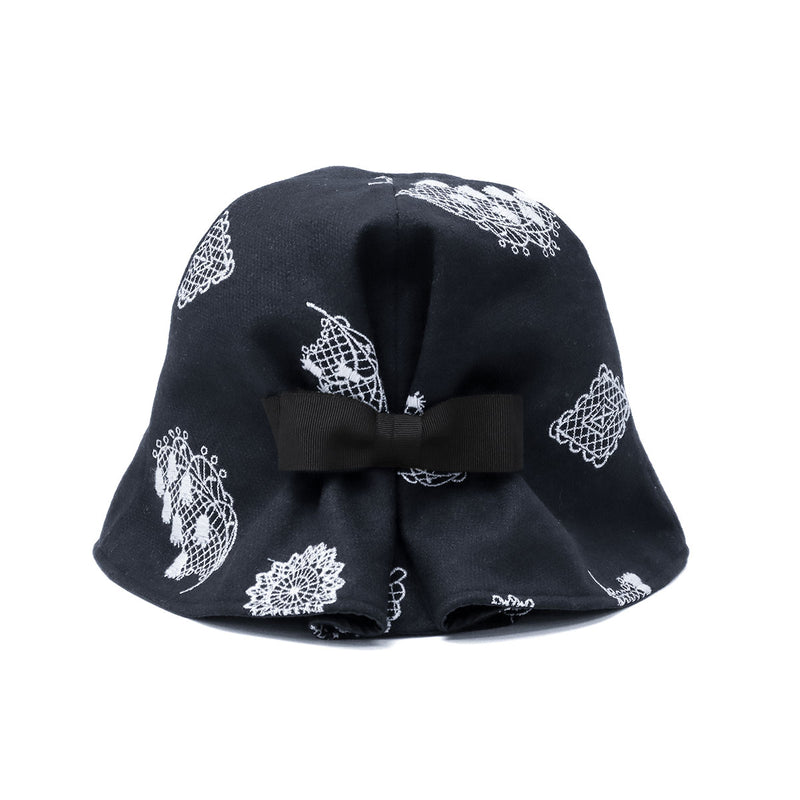 CA4LA ハット レディース 秋冬 秋 冬 カシラ 帽子 チューリップハット おしゃれ ブランド かわいい 可愛い レース モチーフ すずらん 花 刺繍 リボン ゴム フィット 日本製 LILY OF THE VALLEY KTZ02627