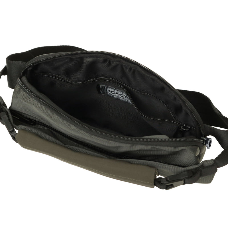 カクタ ボディバッグ メンズ レディース バッグ (CACT'A) ブランド 大容量 ボディーバッグ 斜めがけバッグ 斜め掛け ウエストバッグ 軽量 軽い A5 横型 タブレット アウトドア 大人 ROLLING BOTT BODY BAG 1060