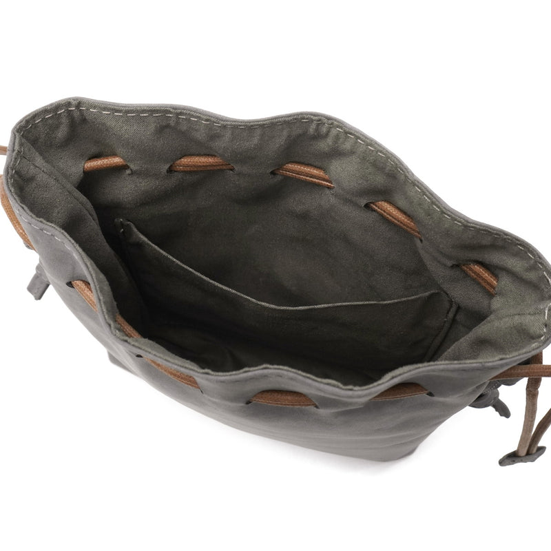 クルニー ショルダーバッグ メンズ レディース 斜めがけバッグ CRONY. 斜めがけ 小さめ 本革 革 牛革 ブランド 大人 軽量 軽い 巾着 縦 ミニショルダー バッグ 巾着ショルダー TATUM KINCHAKU SHOULDER CR-00132