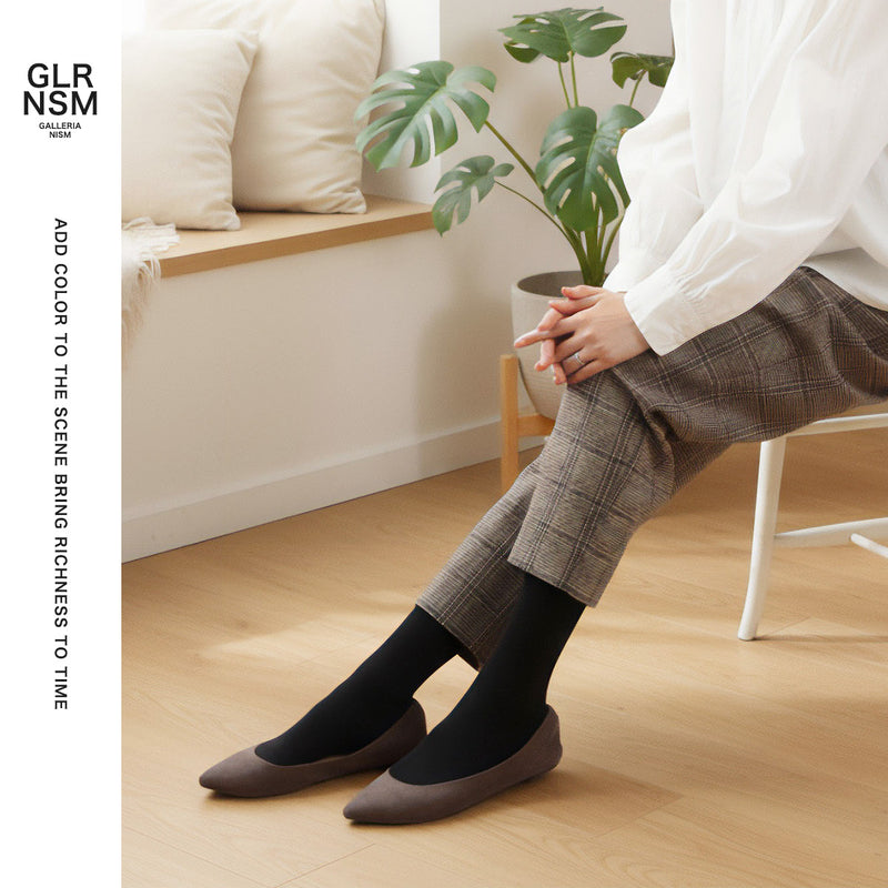 ファルケ タイツ レディース 黒 ブラック FALKE ファミリータイツ レッグウェア コットン 綿 快適 フィット 立体的 おしゃれ 防寒 冷え対策 暖かい ブランド 大人 無地 透けない 機能性 丈夫 FAMILY TIGHTS 48790