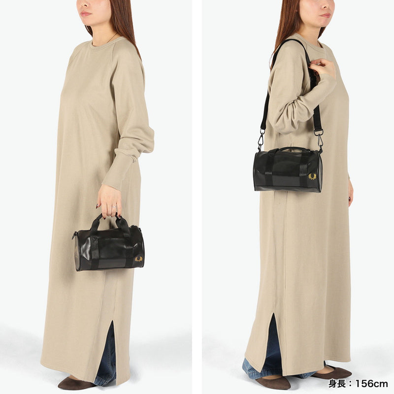 フレッドペリー ショルダーバッグ メンズ レディース 小さめ おしゃれ FRED PERRY ショルダー バッグ ハンドバッグ 斜め掛け 斜めがけ ブランド 軽量 軽い 2WAY 黒 ブラック Tonal Classic Mini Barrel Bag L1400