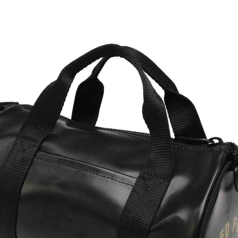 フレッドペリー ショルダーバッグ メンズ レディース 小さめ おしゃれ FRED PERRY ショルダー バッグ ハンドバッグ 斜め掛け 斜めがけ ブランド 軽量 軽い 2WAY 黒 ブラック Tonal Classic Mini Barrel Bag L1400