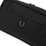 フレッドペリー ボディバッグ メンズ レディース ブランド シンプル ナイロン 軽量 FRED PERRY 小さめ ウエストポーチ きれいめ 上品 大人 かっこいい おしゃれ 2WAY CRINKLE NYLON CROSSBODY L3340