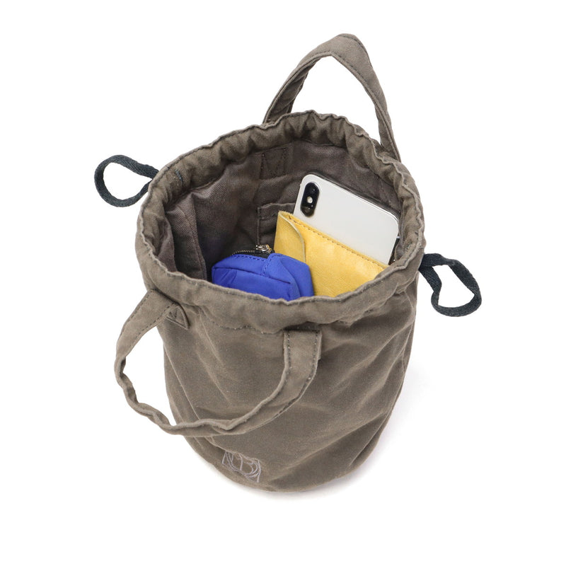 Hobo DrawString Bag 남성 여성 Hobo DrawString Pouch Bag 소형 핸드 헬드 미니 가방 Gusset 스타일리시 한 캔버스 일반 브랜드 캐주얼 4L 일본에서 만든 드로우 스트링 파우치 패딩 라이트 캔버스 HB-BG4515