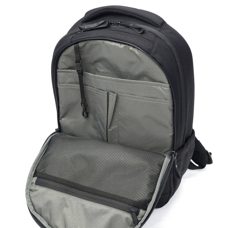 【日本正規品】 インケース リュック メンズ レディース 軽量 通勤 通学 Incase バックパック ビジネス PC収納 タブレット スーツケース連結 出張 おしゃれ カジュアル A4 14inch Tracks Backpack 18L