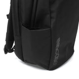 【日本正規品】 インケース リュック メンズ レディース ブランド Incase デイパック バックパック 軽量 軽い 撥水 PC収納 通勤 ビジネス 2層 旅行 セットアップ ロゴ おしゃれ A4 16インチ Grid Backpack 23L