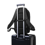 【日本正規品】 インケース リュック メンズ レディース ブランド Incase デイパック バックパック 軽量 軽い 撥水 PC収納 通勤 通学 ビジネス 旅行 セットアップ ロゴ おしゃれ A4 14インチ Grid Backpack 18L