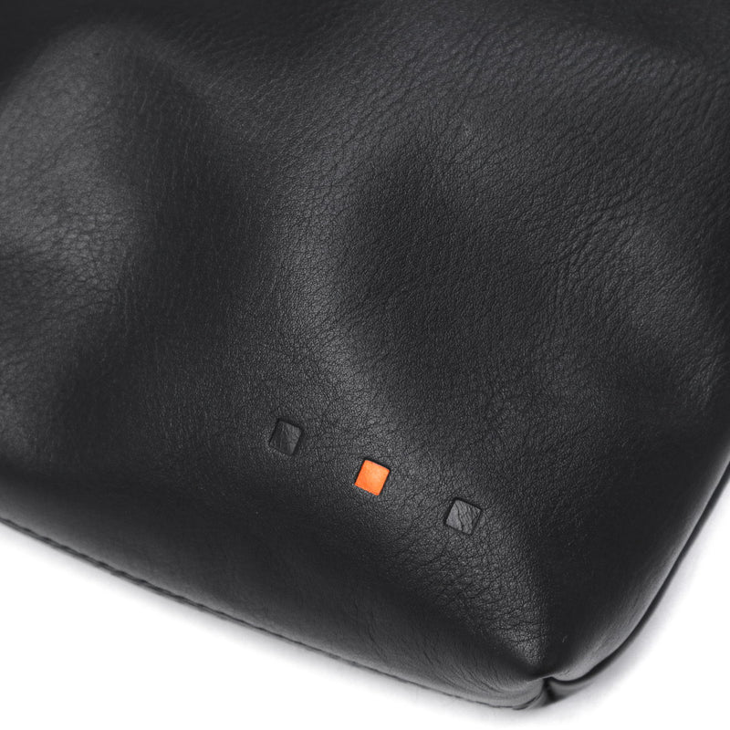 IS/IT ショルダーバッグ メンズ 斜めがけバッグ 小さめ イズイット かっこいい ブランド 斜めがけ 革 軽量 B5 ショルダー バッグ レザー 本革 牛革 2WAY クラッチ ポーチ付き ミニ DISH ディッシュ 945101