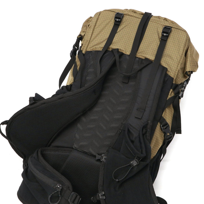カリマー リュック メンズ レディース 大容量 KARRIMOR クリーブ cleave 30 バックパック 軽量 軽い 大きめ カジュアル アウトドア 登山 ハイキング トレッキング 旅行 丈夫 耐久性 多機能 登山リュック 30L A4 501208