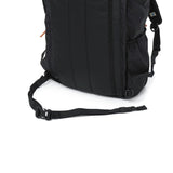 カリマー リュック メンズ レディース デイパック 大容量 KARRIMOR ブランド アウトドア バックパック リュックサック かぶせ 軽量 軽い 通勤 通学 A4 B4 27L PC収納 シンプル 登山 VT day pack R 27 501236
