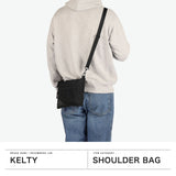 【日本正規品】 ケルティ サコッシュ メンズ レディース スマホ ナイロン KELTY ブランド 横型 おしゃれ コンパクト ワンポイント シンプル 軽量 ポーチ 小物入れ 斜めがけ 2WAY A5 URBAN FLAT POUCH SM 32592419