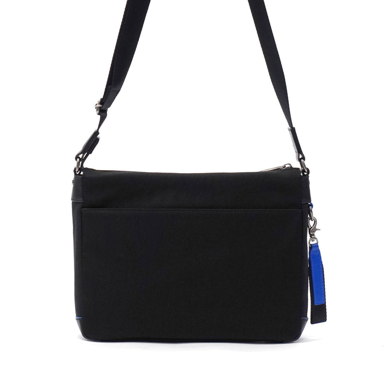 ランバン オン ブルー ショルダーバッグ メンズ レディース ブランド 軽量 LANVIN en Bleu ショルダー バッグ 斜めがけ 小さめ 撥水 大人 ナイロン B5 カジュアル 横型 おしゃれ リール 530112