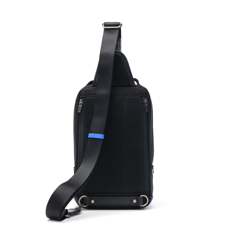 ランバン オン ブルー ボディバッグ メンズ ブランド 縦型 軽量 おしゃれ LANVIN en Bleu ワンショルダーバッグ 斜めがけ ショルダー ナイロン カジュアル きれいめ シンプル 大人 上品 撥水 A5 リール 530911
