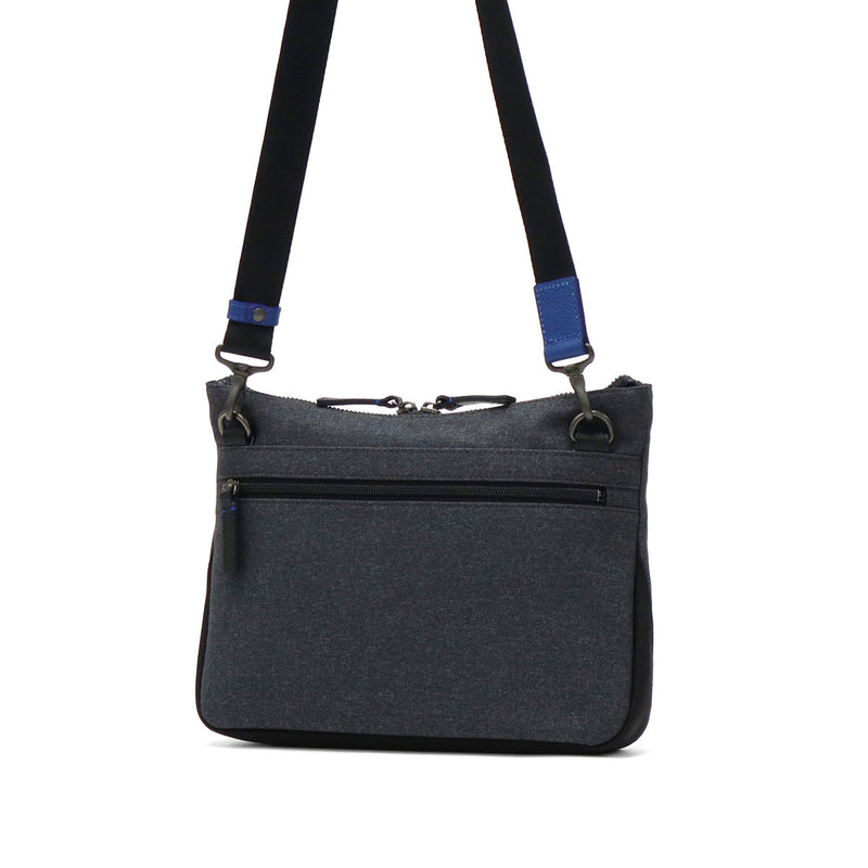 LANVIN on蓝色挎包男士品牌LANVIN en Bleu斜挎帅气成人轻量小真皮皮革包聚酯尼龙斜挎包A5防水 日本制造男性拉纳557102