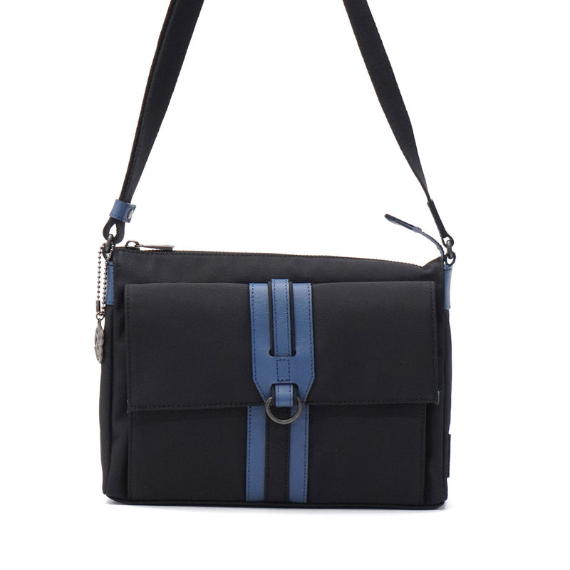 ランバン オン ブルー ショルダーバッグ メンズ レディース 斜めがけバッグ LANVIN en Bleu 斜め掛け おしゃれ 大人 上品 コンパクト 軽量 軽い 撥水 ブランド シンプル カジュアル 日本製 B5 ドロップ 588111