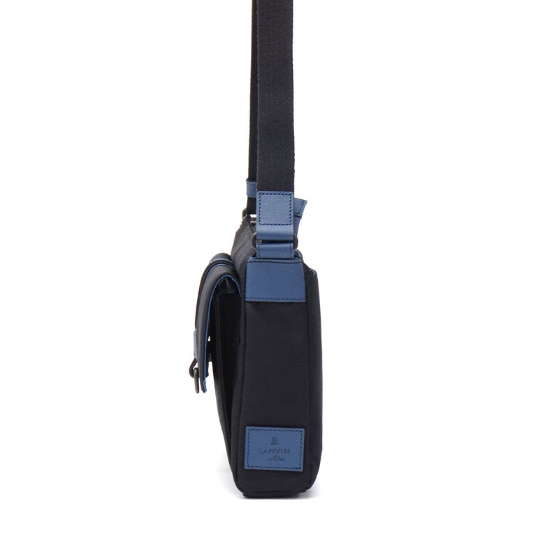 ランバン オン ブルー ショルダーバッグ メンズ レディース 斜めがけバッグ LANVIN en Bleu 斜め掛け おしゃれ 大人 上品 コンパクト 軽量 軽い 撥水 ブランド シンプル カジュアル 日本製 B5 ドロップ 588111