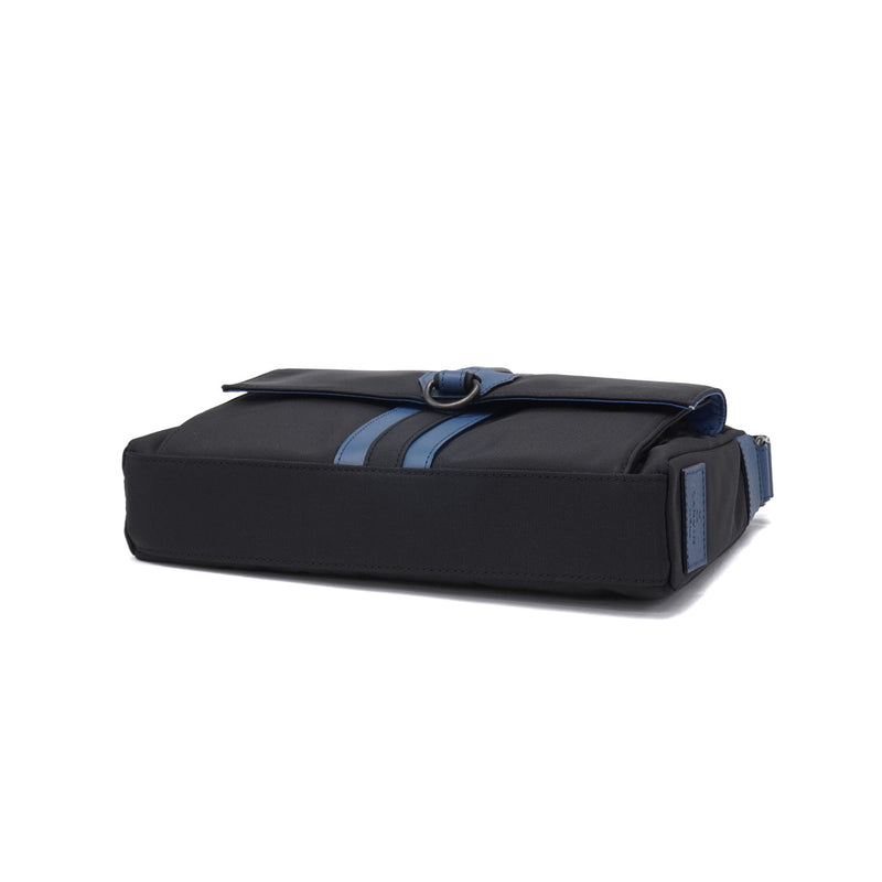 ランバン オン ブルー ショルダーバッグ メンズ レディース 斜めがけバッグ LANVIN en Bleu 斜め掛け おしゃれ 大人 上品 コンパクト 軽量 軽い 撥水 ブランド シンプル カジュアル 日本製 B5 ドロップ 588111