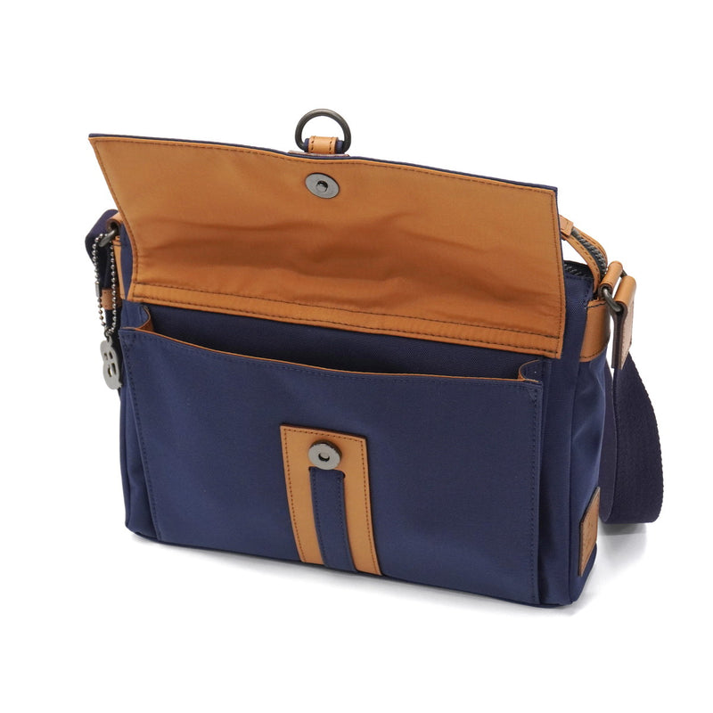 ランバン オン ブルー ショルダーバッグ メンズ レディース 斜めがけバッグ LANVIN en Bleu 斜め掛け おしゃれ 大人 上品 コンパクト 軽量 軽い 撥水 ブランド シンプル カジュアル 日本製 B5 ドロップ 588111