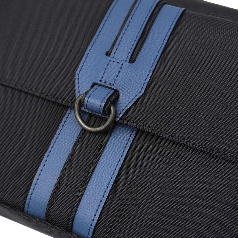 ランバン オン ブルー ショルダーバッグ メンズ レディース 斜めがけバッグ LANVIN en Bleu 斜め掛け おしゃれ 大人 上品 コンパクト 軽量 軽い 撥水 ブランド シンプル カジュアル 日本製 B5 ドロップ 588111