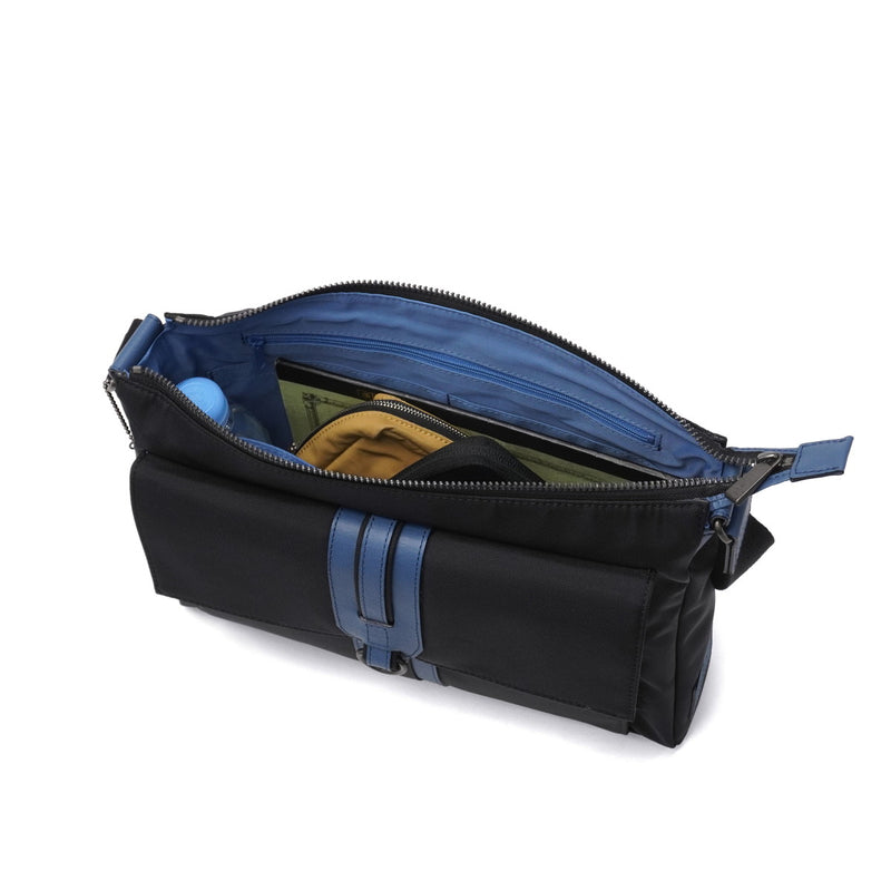 ランバン オン ブルー ショルダーバッグ メンズ レディース 斜めがけバッグ LANVIN en Bleu 斜め掛け おしゃれ 大人 上品 軽量 軽い 撥水 ブランド シンプル カジュアル 日本製 A4 ドロップ 588112