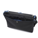 ランバン オン ブルー ショルダーバッグ メンズ レディース 斜めがけバッグ LANVIN en Bleu 斜め掛け おしゃれ 大人 上品 軽量 軽い 撥水 ブランド シンプル カジュアル 日本製 A4 ドロップ 588112