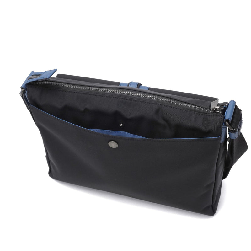 ランバン オン ブルー ショルダーバッグ メンズ レディース 斜めがけバッグ LANVIN en Bleu 斜め掛け おしゃれ 大人 上品 軽量 軽い 撥水 ブランド シンプル カジュアル 日本製 A4 ドロップ 588112