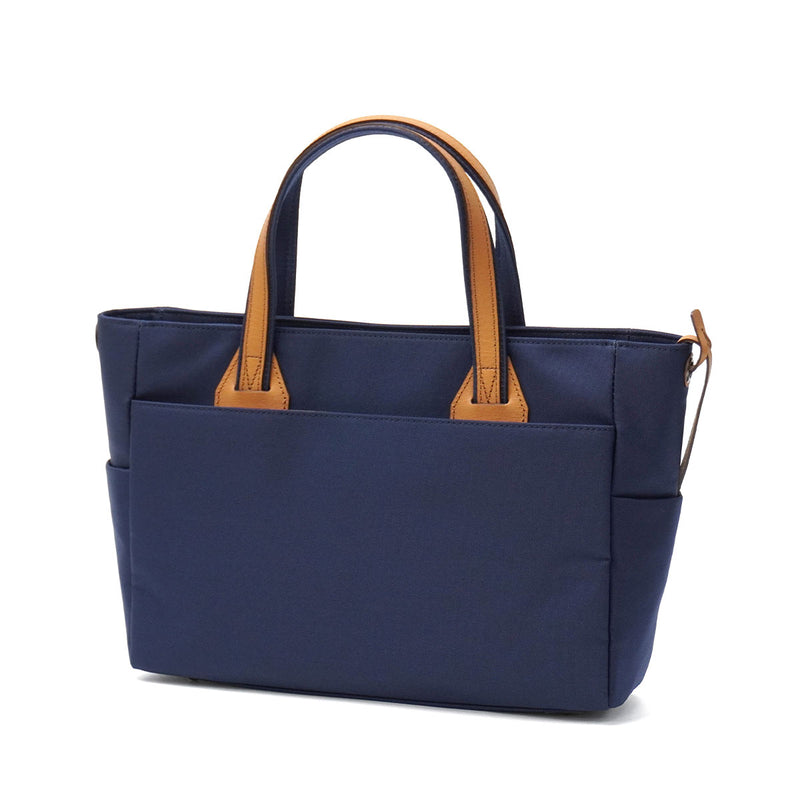 ランバン オン ブルー トートバッグ メンズ レディース LANVIN en Bleu ブランド トート おしゃれ 大人 上品 軽量 軽い 撥水 シンプル カジュアル 仕切り 日本製 B5 ドロップ ドライビングトートバッグ 588511