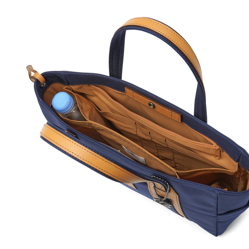 ランバン オン ブルー トートバッグ メンズ レディース LANVIN en Bleu ブランド トート おしゃれ 大人 上品 軽量 軽い 撥水 シンプル カジュアル 仕切り 日本製 B5 ドロップ ドライビングトートバッグ 588511