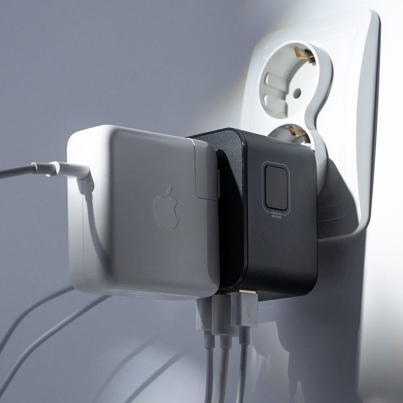 【日本正規品】 マタドール アダプター 急速充電 type C タイプC USB 2口 Matador 変換 USB-C PD35 ポート 同時 充電 給電 マルチカントリー対応 AC スマートチャージング 海外 グローバルトラベルアダプター