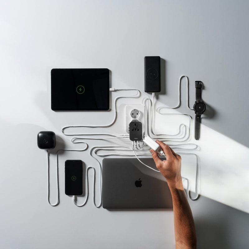 【日本正規品】 マタドール アダプター 急速充電 type C タイプC USB 2口 Matador 変換 USB-C PD35 ポート 同時 充電 給電 マルチカントリー対応 AC スマートチャージング 海外 グローバルトラベルアダプター