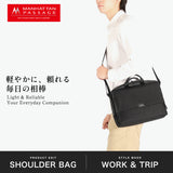 【正規取扱店】マンハッタンパッセージ ショルダーバッグ メンズ レディース 斜めがけバッグ 大きめ ブランド MANHATTAN PASSAGE 斜めがけ 軽量 大人 通勤 2WAY 手持ち 撥水 8L エスト3 A4 フラップショルダーバッグ 2.0 5680