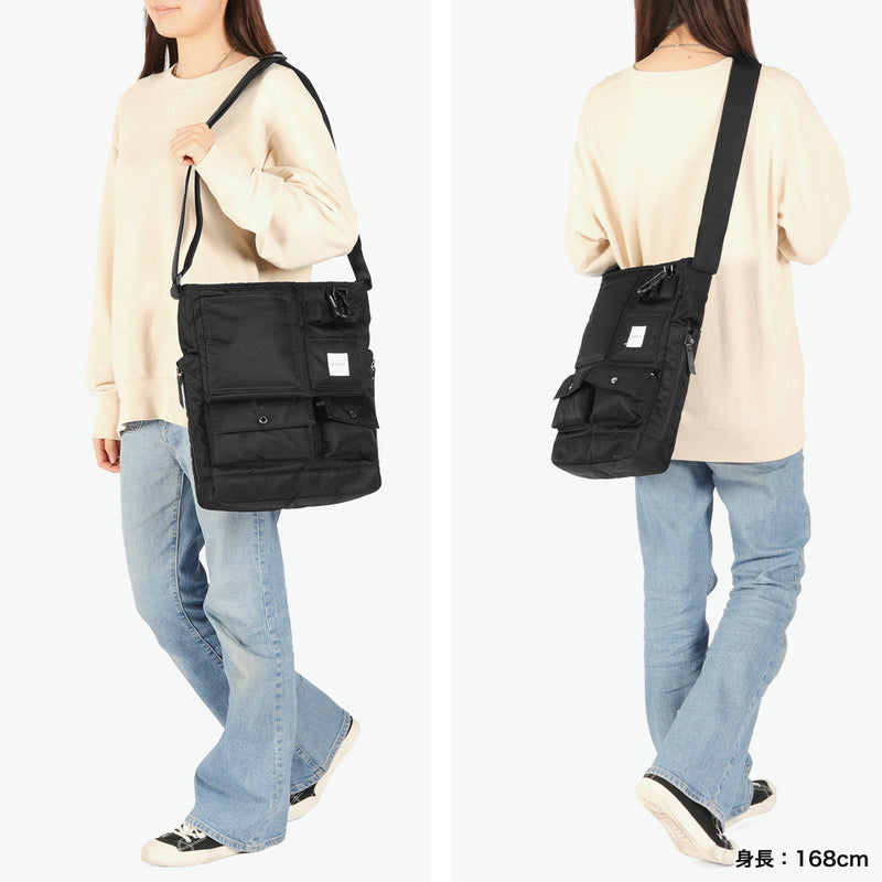 【正規品1年保証】 マキャベリック ショルダーバッグ メンズ レディース 大容量 大きめ MAKAVELIC 斜めがけ 大人 軽量 かっこいい A4 ブランド トート バッグ 斜め掛け PC 黒 SIERRA Grace Multi Pocket Tote Bag 3125-10202