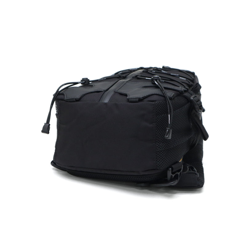 【正規品1年保証】 マキャベリック ボディバッグ メンズ レディース 軽量 MAKAVELIC ブランド かっこいい カジュアル 斜めがけ ショルダー バッグ 撥水 防水 黒 A5 SQUAD COCOON 5 BODY BAG 3125-10305