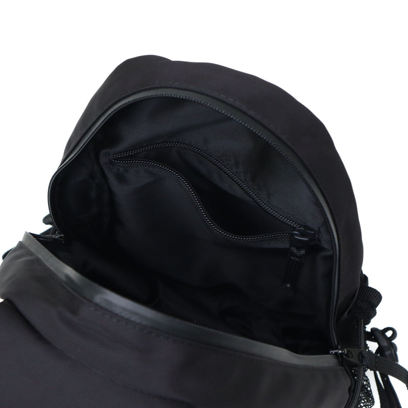 【正規品1年保証】 マキャベリック ボディバッグ メンズ レディース 軽量 MAKAVELIC ブランド かっこいい カジュアル 斜めがけ ショルダー バッグ 撥水 防水 黒 A5 SQUAD COCOON 5 BODY BAG 3125-10305