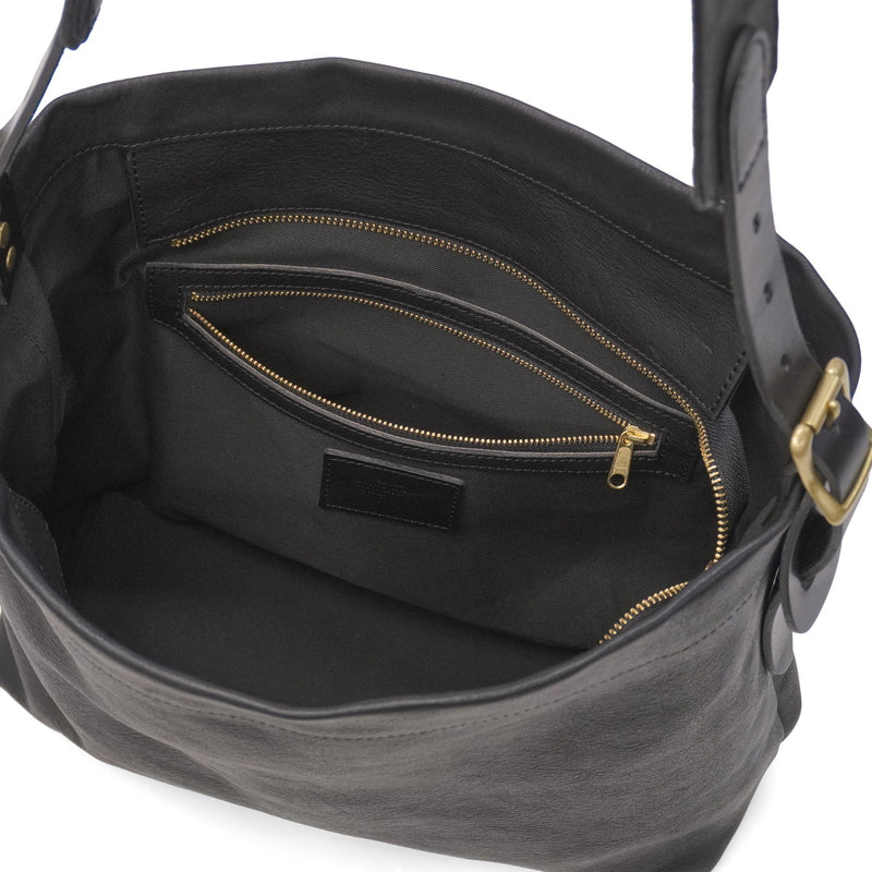 【当店限定モデル】 別注 SLOW ショルダーバッグ メンズ レディース 斜めがけバッグ 大きめ 大きい おしゃれ スロウ ショルダー バッグ メンズバッグ A4 ブランド 本革 革 レザー 軽量 軽い 大人 ファスナー 自立 黒 rubono 300S11502