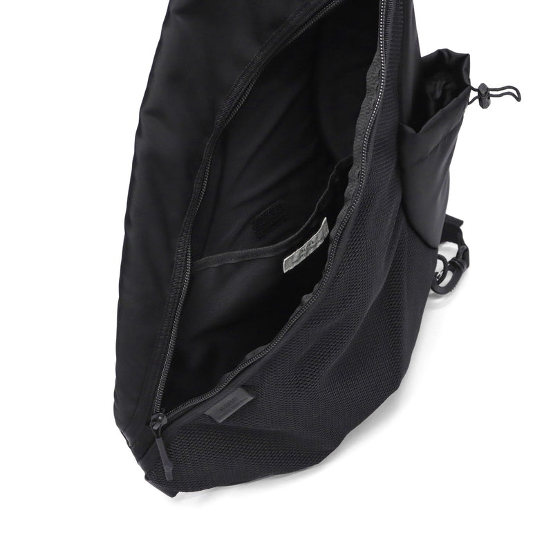 SLOW ボディバッグ メンズ レディース 大きめ スロウ バッグ ブランド ナイロン 斜めがけバッグ 大人 軽量 軽い トライアングル 三角 ショルダーバッグ 弱撥水 おしゃれ B5 Nylon Triangle Shoulder Bag 858S63R