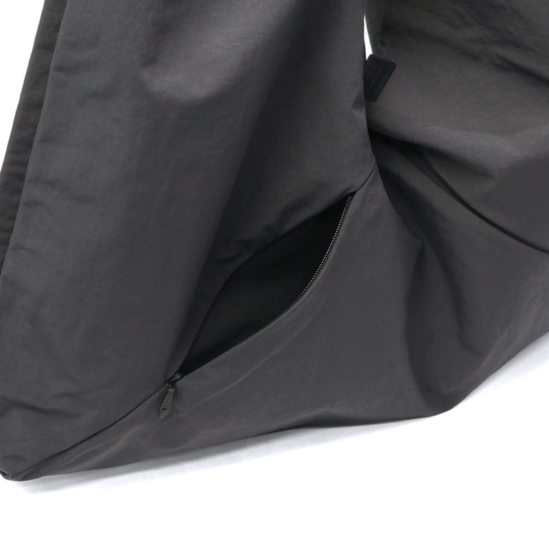 SLOW トートバッグ メンズ レディース 大きめ A4 B4 スロウ バッグ 軽量 ブランド おしゃれ レザーハンドル 肩掛け 手持ち 斜めがけ 吾妻袋 ラップバッグ 三角 撥水 日本製 3WAY Span Nylon Wrap Bag L 586S113K