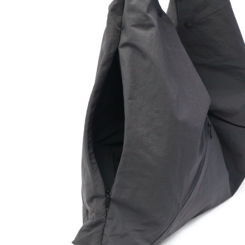 SLOW トートバッグ メンズ レディース 大きめ A4 B4 スロウ バッグ 軽量 ブランド おしゃれ レザーハンドル 肩掛け 手持ち 斜めがけ 吾妻袋 ラップバッグ 三角 撥水 日本製 3WAY Span Nylon Wrap Bag L 586S113K